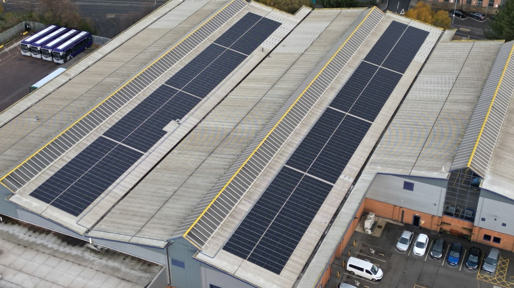 Leedsfirstbus Solarpv